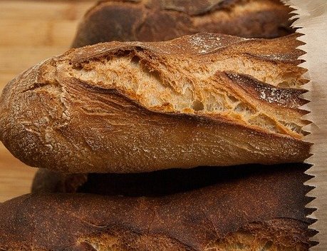 Столичные производители увеличили выпуск хлебобулочных изделий длительного хранения на 14 %